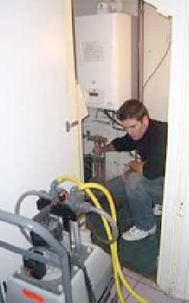 plombier chauffagiste Jonage et environ pour un désebouage ou un dépannage de chaudière... 06 84 45 46 67